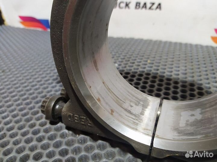 Поршень с шатуном Volvo VNL