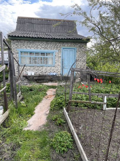 Дача 16,1 м² на участке 4 сот.
