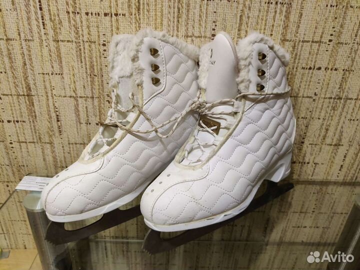 Фигурные коньки nordway vita 36р