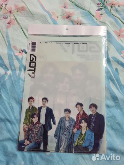 Папка-уголок с GOT7