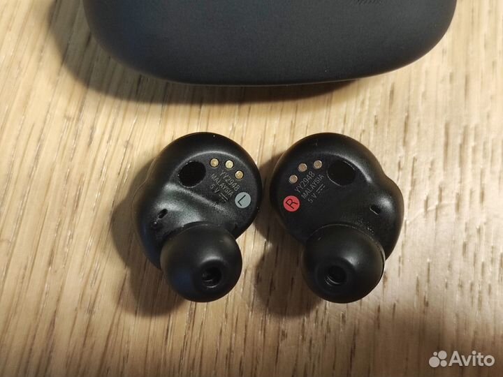 Наушники Sony WF-1000XM4