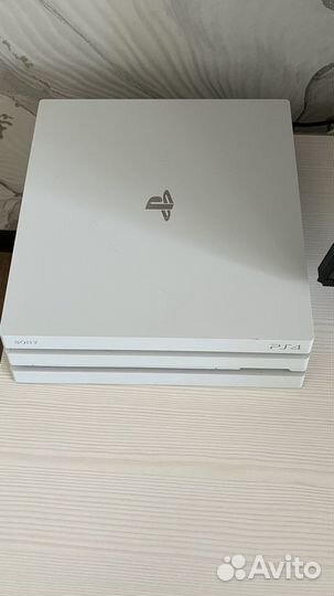 Sony playstation 4 pro 1tb