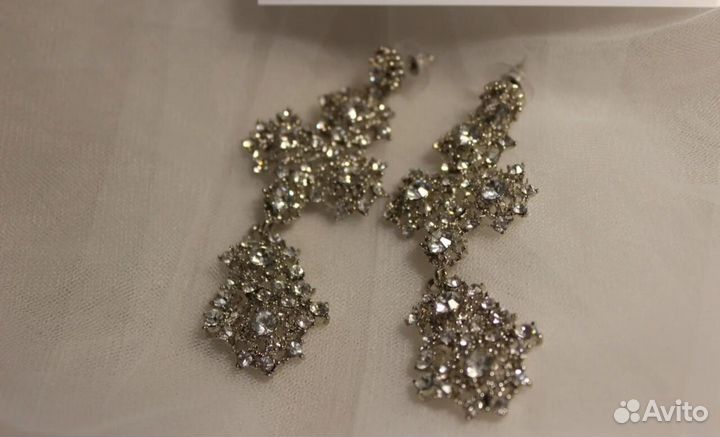 Серьги длинные бижутерия