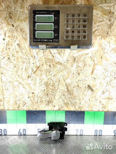 Ручка двери внутренняя задняя левая Nissan Qashqai 2009