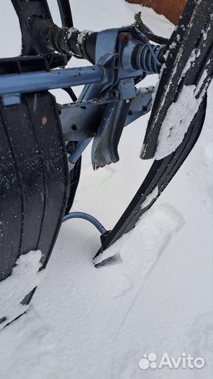 Детский снегокат бу