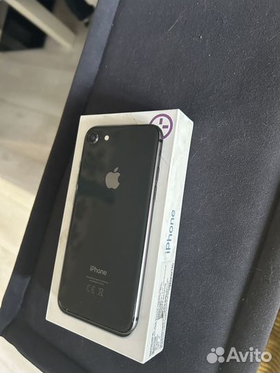 iPhone 8, 64 ГБ