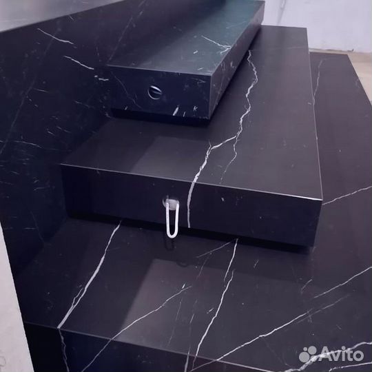 Лестница из искусственного камня акрил и кварц