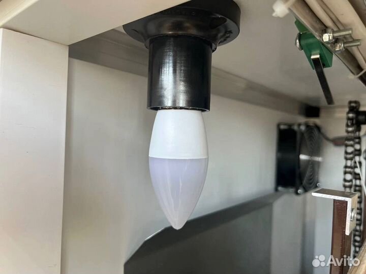 Инкубатор автоматический на 350 яиц