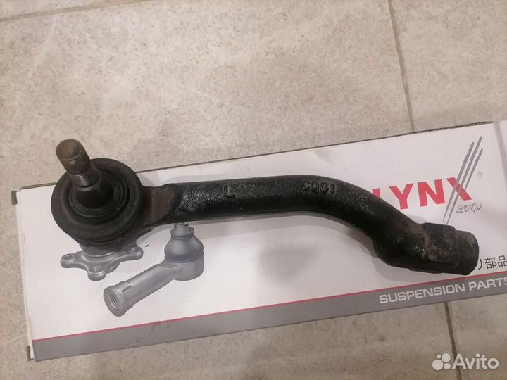 Рулевой наконечник левый Ниссан Кашкай j10 2007