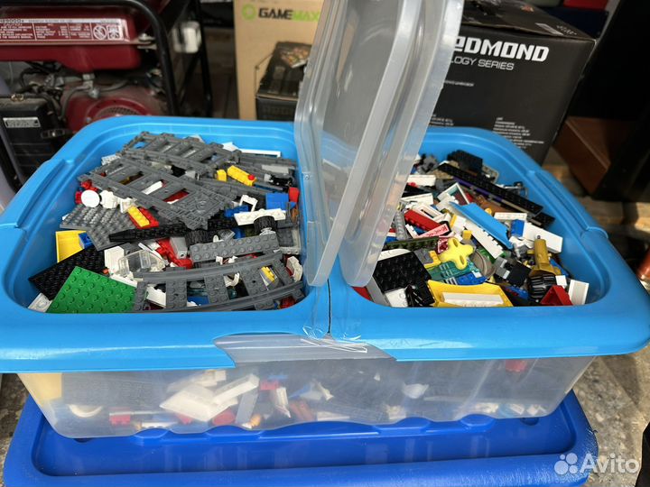 Lego лего насыпью в коробке