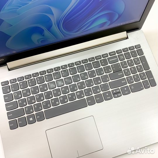 Ноутбук Lenovo 8RAM/SSD