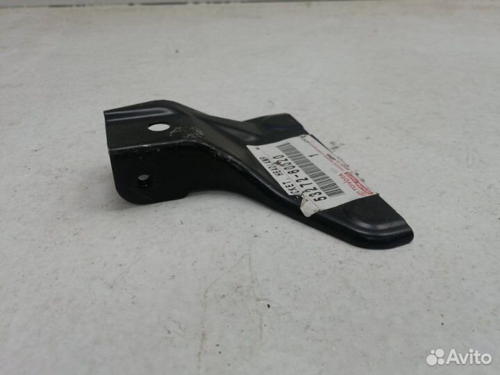 Крепление фары левое Toyota Land Cruiser 200 2008