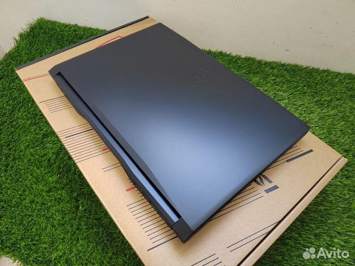 MSI Katana (Core i7/16 RAM/SSD/FHD/RTX)