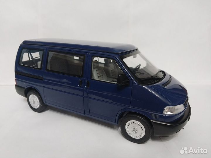 Volkswagen VW T4 Camper California 1:18