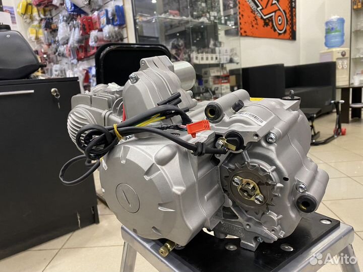 Двигатель в сборе YX 125 ATV реверс (3+1)