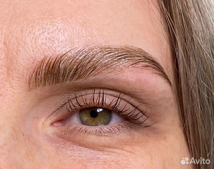 Окрашивание бровей
