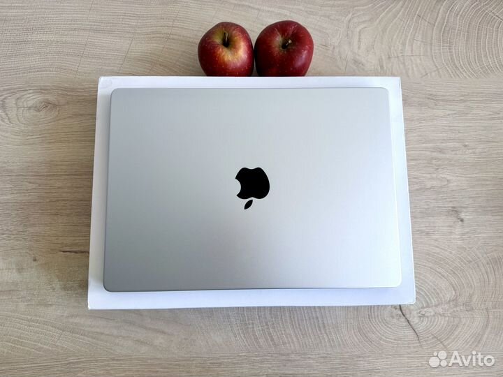 MacBook Pro 14