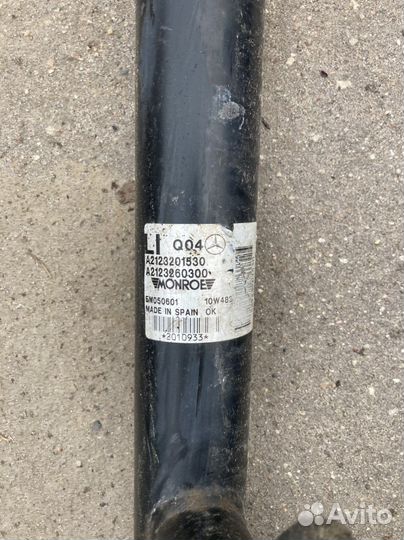 Амортизатор задний W212 пневма