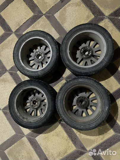 R4 Accelera 651 105/20, PCD 0x98 DIA 10