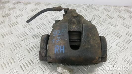 Суппорт тормозной передний правый ford focus 3 (92