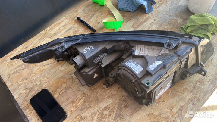 Фара левая Range Rover evogue (11-15 г)