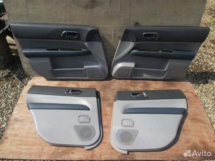 Обшивка дверей Subaru Forester SG5 EJ202 2003/10