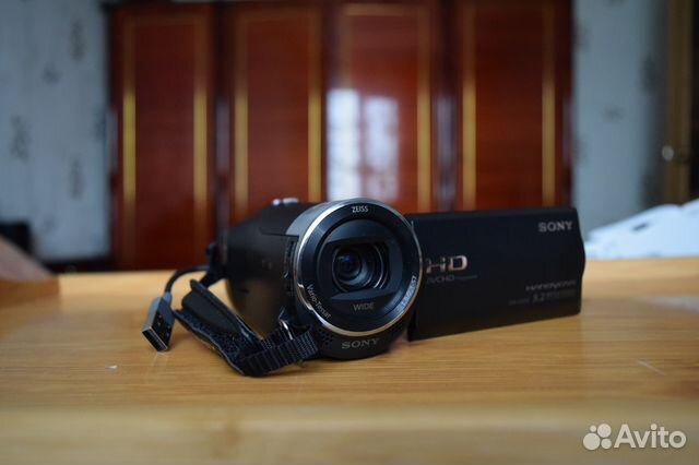 Видеокамера Sony HDR-CX240 (новая)