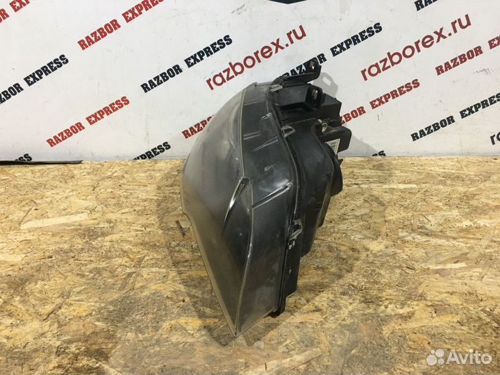 Фара правая BMW X5 E70