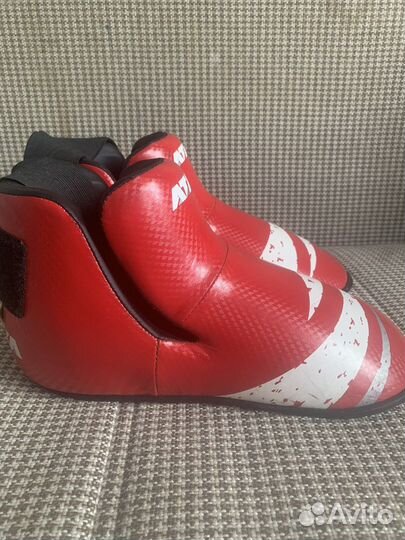 Футы для тхэквондо красные атака