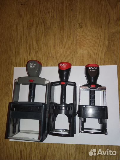 Оснастки для печати много, разных размеров и фирм