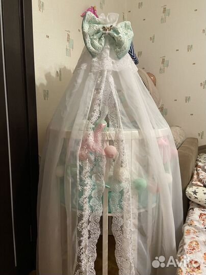 Детская кроватка (полный комплект)