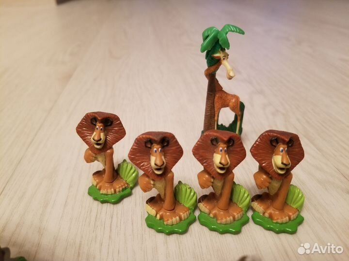 Игрушки из киндер сюрприза