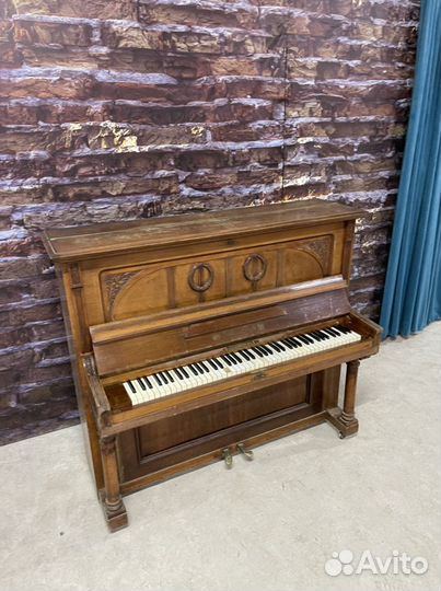 Пианино винтажное