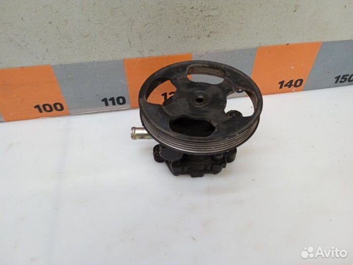 Насос гидроусилителя Mitsubishi Lancer Cedia CS2A