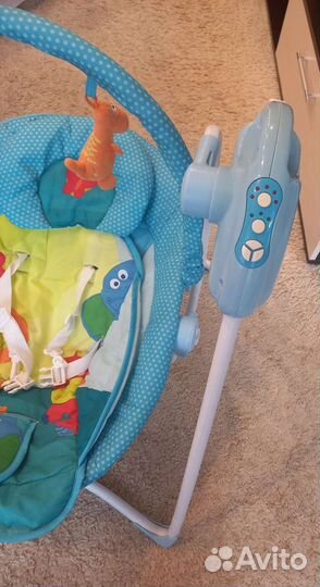 Детские качели и шезлонг