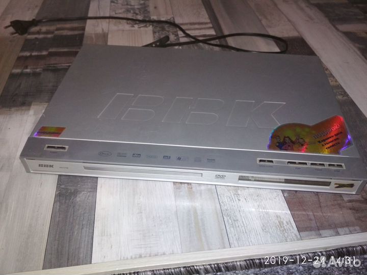 DVD плеер BBK