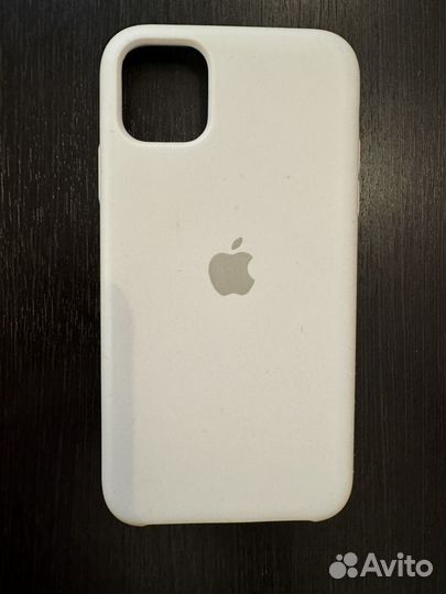 Чехол на iPhone 11