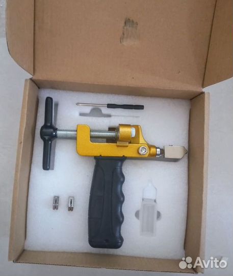 Ручной резак для стекла и гпк