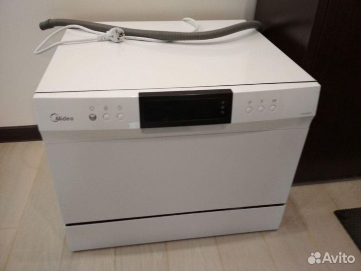 Посудомоечная машина компактная Midea mcfd55500W