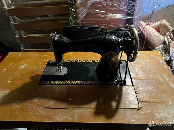 Швейная машинка ножная подольск