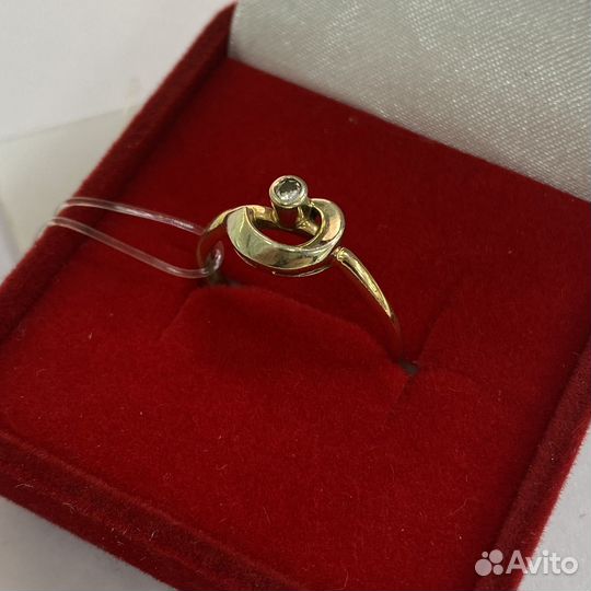 Золотое кольцо с бриллиантом(арт. 96494) В9