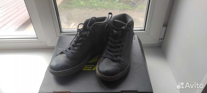 Ботинки демисезонные