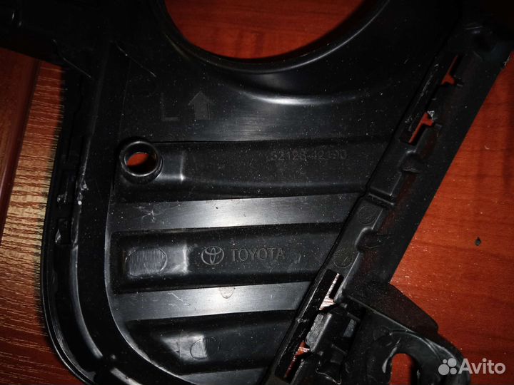 Накладка противотуманные фары Toyota Rav 4 50