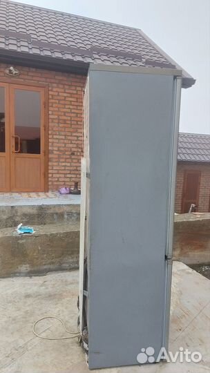 Холодильник б/у в рабочем состоянии