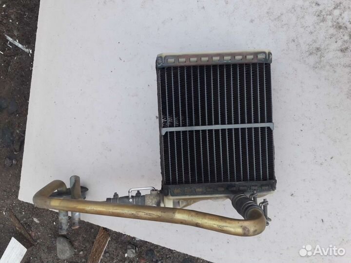 Радиатор печки на nissan laurel