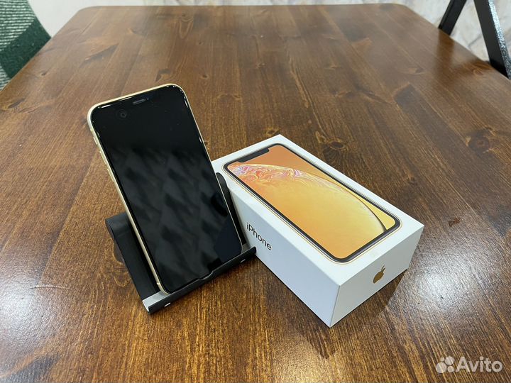 iPhone Xr, 128 ГБ