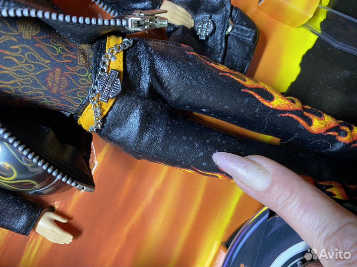 Полный аут и тело харлейки