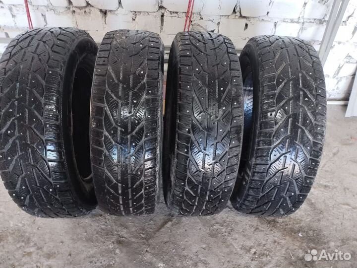 Tigar Ice 205/65 R16 99T