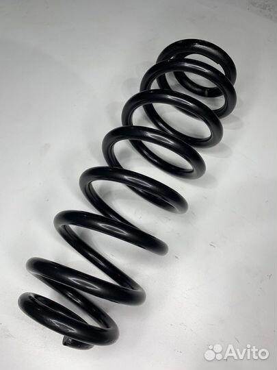 Пружины задние Chevrolet Tahoe GMT900 (25783732)