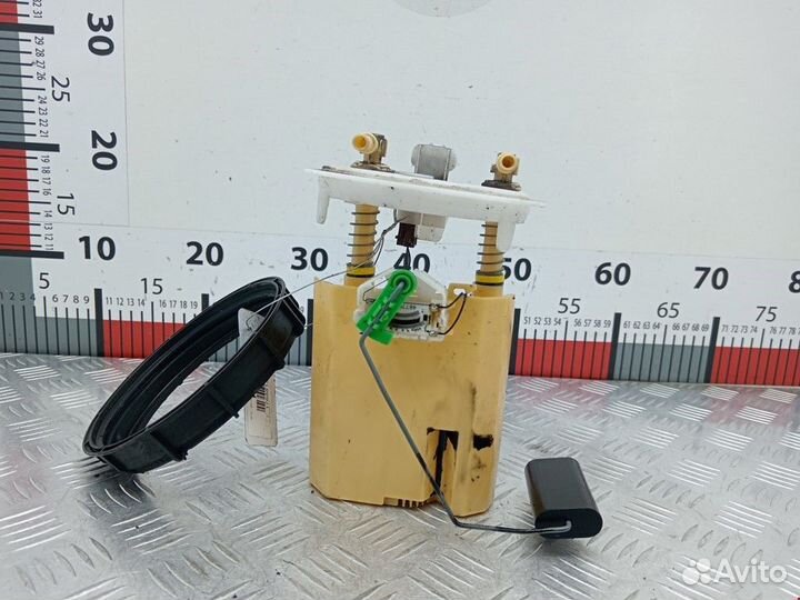 Датчик уровня топлива Dacia Duster 2013 172023705R